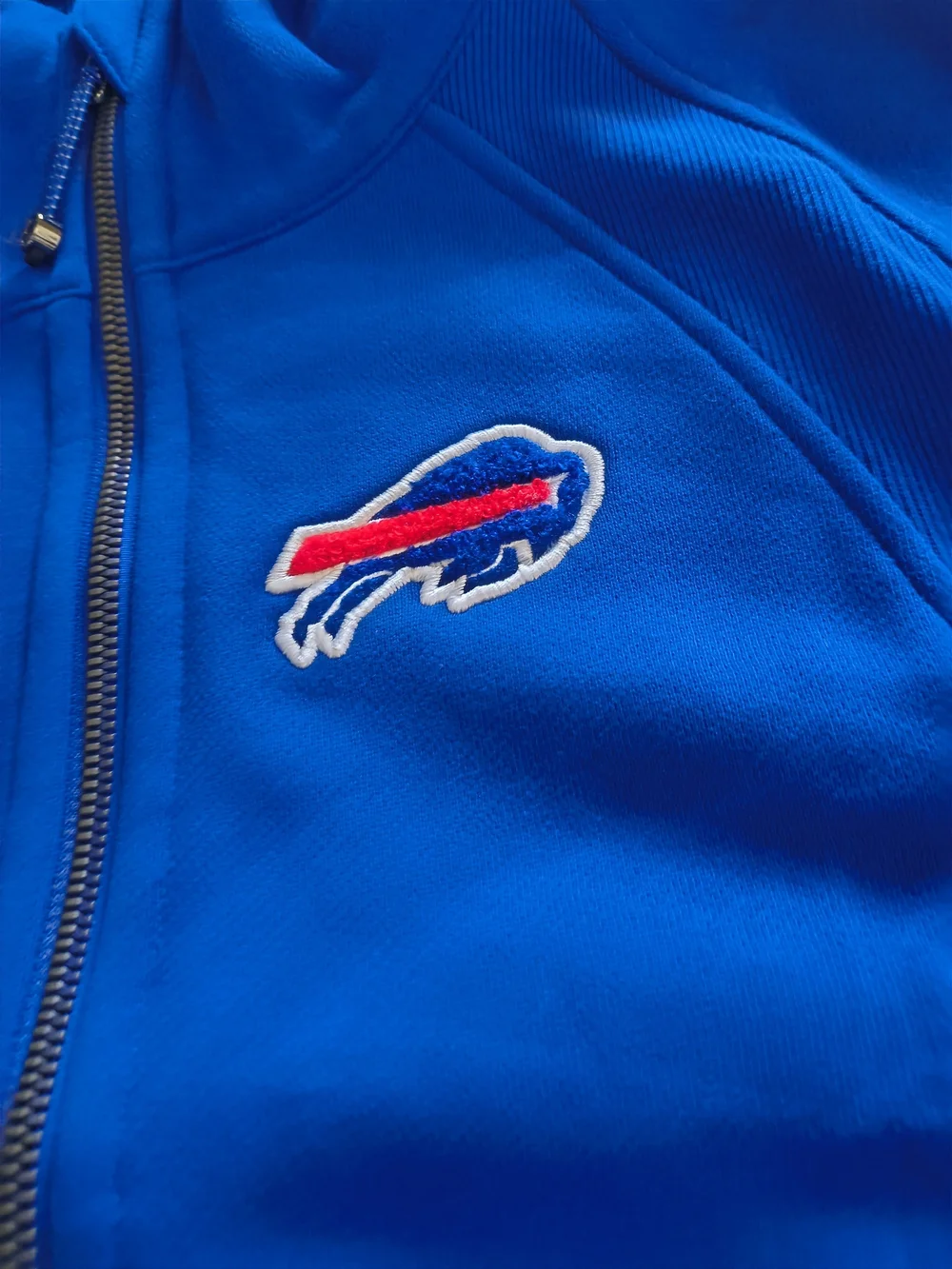 lululemon athletica Blue Buffalo NFL Cropped Half-Zip Hoodie